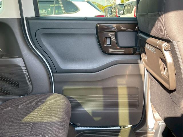 Ｎ－ＢＯＸ Ｌ　コーディネートスタイル　禁煙車　両側電動スライドドア　前後ドラレコ　バックカメラ　フルフラットシート　障害物センサー　ＥＴＣ　メモリーナビ　ｂｌｕｅｔｏｏｔｈ接続　ベンチシート　バイザー付　純正フロアマット　フルセグＴＶ（44枚目）