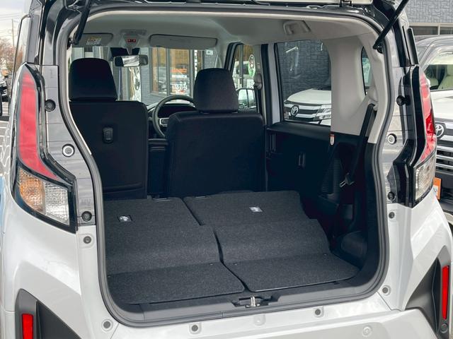 ムーヴ ＲＳ　禁煙車　ワンオーナー　レーダークルーズコントロール　バックカメラ　障害物センサー　スマートキー　両側パワースライド　スマートキー　フラットシート　ベンチシート　フロントフォグランプ　純正アルミホイール（5枚目）