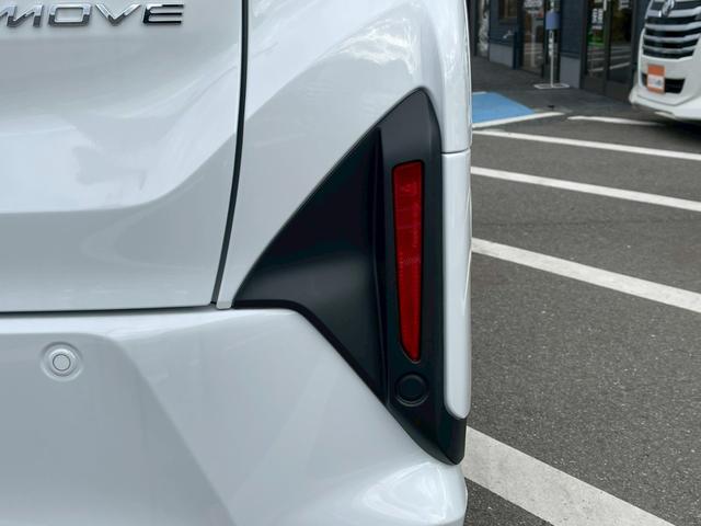 ムーヴ ＲＳ　禁煙車　ワンオーナー　レーダークルーズコントロール　バックカメラ　障害物センサー　スマートキー　両側パワースライド　スマートキー　フラットシート　ベンチシート　フロントフォグランプ　純正アルミホイール（8枚目）