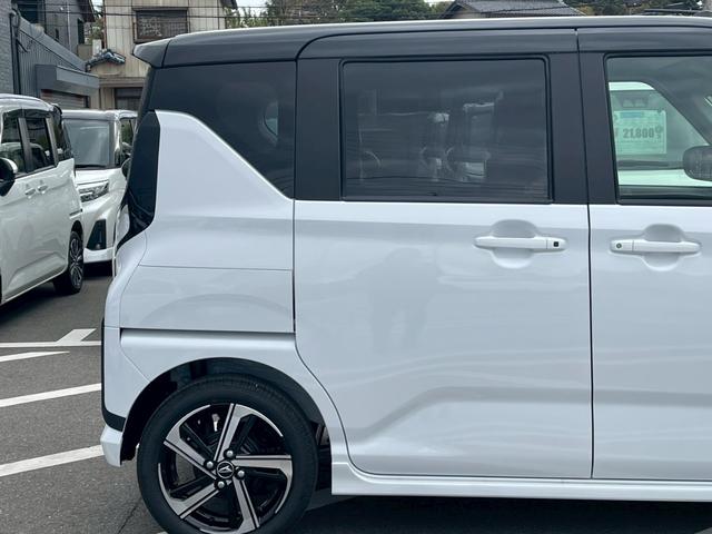 ムーヴ ＲＳ　禁煙車　ワンオーナー　レーダークルーズコントロール　バックカメラ　障害物センサー　スマートキー　両側パワースライド　スマートキー　フラットシート　ベンチシート　フロントフォグランプ　純正アルミホイール（22枚目）