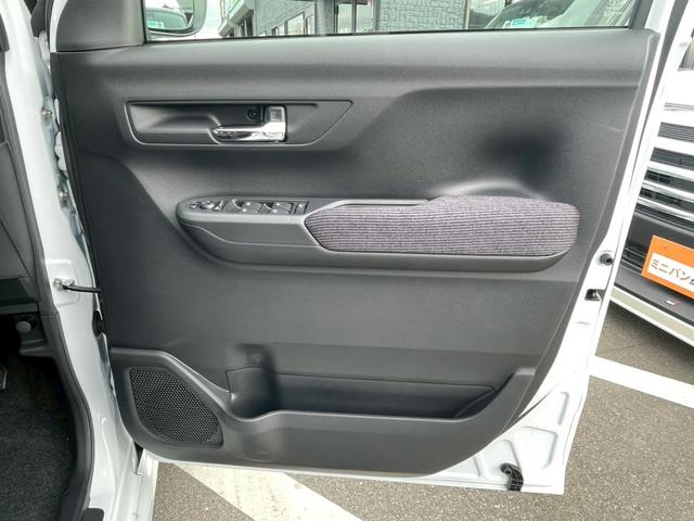 ムーヴ ＲＳ　禁煙車　ワンオーナー　レーダークルーズコントロール　バックカメラ　障害物センサー　スマートキー　両側パワースライド　スマートキー　フラットシート　ベンチシート　フロントフォグランプ　純正アルミホイール（27枚目）