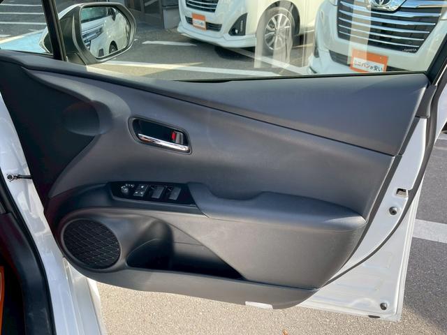 プリウス Ｓツーリングセレクション　禁煙車　レーダークルーズコントロール　障害物センサー　全周囲カメラ　フルセグＴＶ　シートヒーター　前後ドラレコ　ＥＴＣ　スマートキー　ＬＥＤヘッドランプ　フロントフォグランプ　ドアバイザー　エアロ（29枚目）