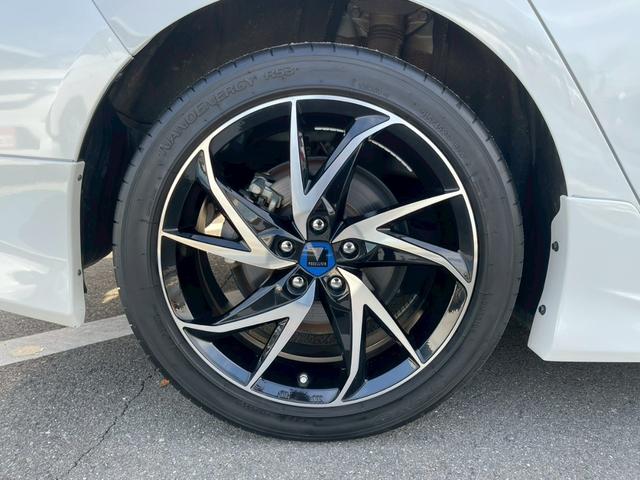 プリウス Ｓツーリングセレクション　禁煙車　レーダークルーズコントロール　障害物センサー　全周囲カメラ　フルセグＴＶ　シートヒーター　前後ドラレコ　ＥＴＣ　スマートキー　ＬＥＤヘッドランプ　フロントフォグランプ　ドアバイザー　エアロ（40枚目）