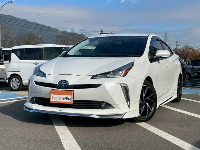 プリウス Ｓツーリングセレクション　禁煙車　レーダークルーズコントロール　障害物センサー　全周囲カメラ　フルセグＴＶ　シートヒーター　前後ドラレコ　ＥＴＣ　スマートキー　ＬＥＤヘッドランプ　フロントフォグランプ　ドアバイザー　エアロ（41枚目）