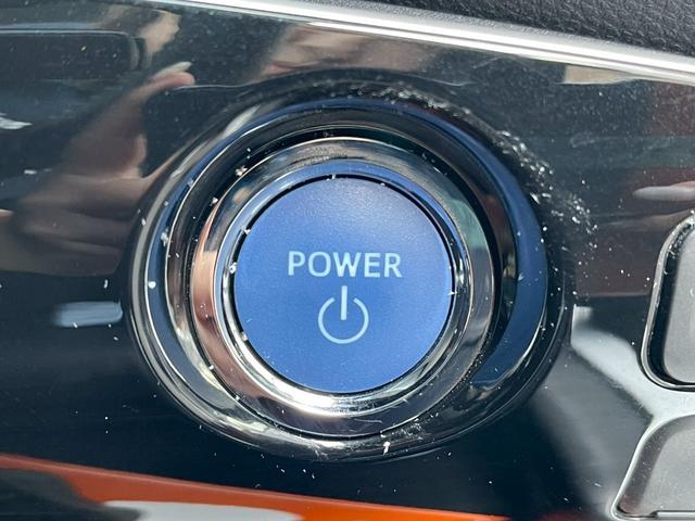 プリウス Ｓツーリングセレクション　禁煙車　レーダークルーズコントロール　障害物センサー　全周囲カメラ　フルセグＴＶ　シートヒーター　前後ドラレコ　ＥＴＣ　スマートキー　ＬＥＤヘッドランプ　フロントフォグランプ　ドアバイザー　エアロ（64枚目）
