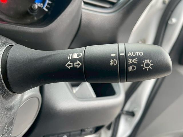 ���Ђ̓O���[�v�W���ƂȂ蕡���W���ꂪ�������܂��B���A���z���q�͎��O�\��ɂĉ����t���ʃK���[�W�W����ɂĂ������������܂��B�����X�̍ۂ́A�d�b�œW����݌Ɋm�F�����肢�v���Ă���܂��B