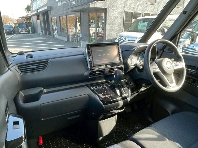 ���X�łi�`�e�̓���o���܂��B�i�`�e�́A������̃g���u�����ɖ𗧂��A���{�S���Q�S���ԔN�����x�Ŏg���܂��B�X�ɕی��Ɠ����_��ŐF�X�ȓ��T���t���Ă܂��B