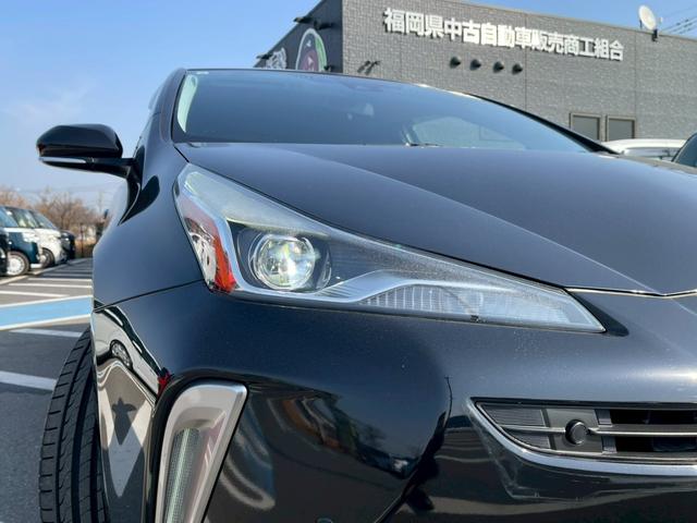 プリウス Ｓツーリングセレクション　純正９インチナビ　禁煙車　バックカメラ　フルセグ　フロアマット　バイザー　電動格納ミラー　シートヒーター　ＬＥＤヘッドランプ　定期点検記録簿　スマートキー　オートクルーズコントロール（33枚目）