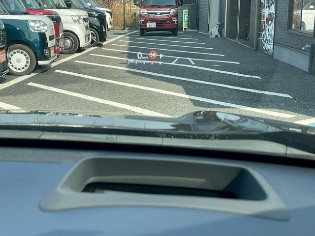 ヤリスクロス ハイブリッドＺ　禁煙車　全周囲カメラ　障害物センサー　レーダークルーズコントロール　ＢＳＭ　オートライト　シートヒーター　前後ドラレコ　ＥＴＣ　純正ナビ　スマートキー　パワーシート　ヘッドアップディスプレイ（74枚目）