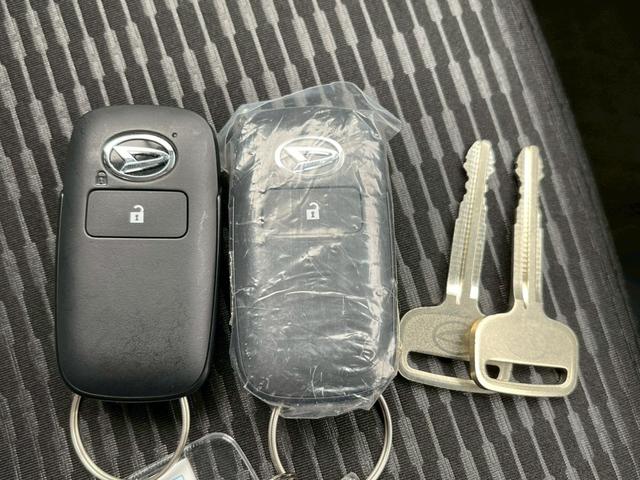 ハイゼットトラック ジャンボエクストラ　ワンオーナー　禁煙車　衝突被害軽減ブレーキ　横滑り防止装置　障害物センサー　レーンキープアシスト　ＬＥＤヘッドライト　フォグランプ（14枚目）