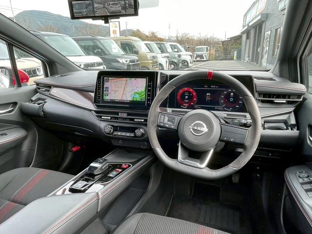オーラ ニスモ 禁煙車 全周囲カメラ フルセグナビ 前後ドラレコ ETC スマートキー 電動格納ミラー デジタルルームミラー ドアバイザー フードデカール LEDヘッドランプ BSM レーンアシスト 障害物センサー(2枚目)