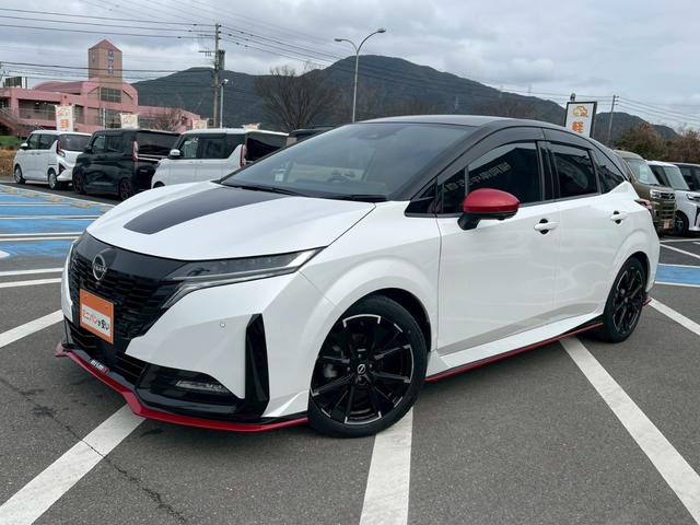 オーラ ニスモ 禁煙車 全周囲カメラ フルセグナビ 前後ドラレコ ETC スマートキー 電動格納ミラー デジタルルームミラー ドアバイザー フードデカール LEDヘッドランプ BSM レーンアシスト 障害物センサー(47枚目)