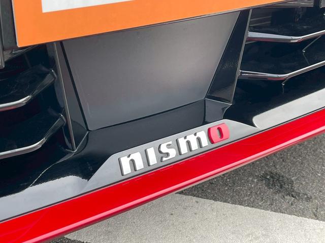 オーラ ニスモ 禁煙車 全周囲カメラ フルセグナビ 前後ドラレコ ETC スマートキー 電動格納ミラー デジタルルームミラー ドアバイザー フードデカール LEDヘッドランプ BSM レーンアシスト 障害物センサー(57枚目)
