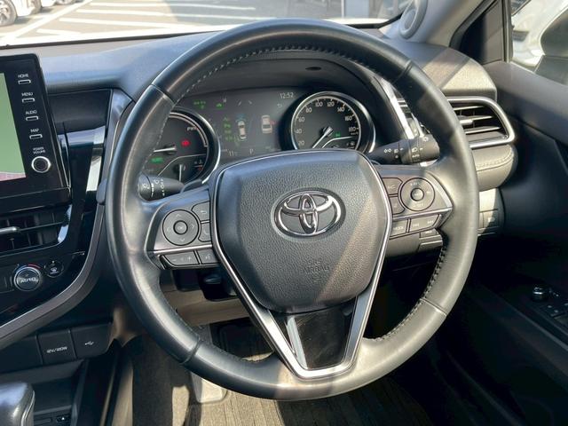 カムリ ＷＳレザーパッケージ　禁煙車　９フルセグナビ　前後ドラレコ　ＥＴＣ２．０　障害物センサー　バックカメラ　スマートキー　ハーフレザーシート　電動シート　デジタルルームミラー　パドルシフト　ＬＥＤヘッドランプ（12枚目）