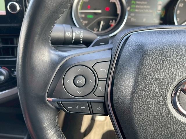 カムリ ＷＳレザーパッケージ　禁煙車　９フルセグナビ　前後ドラレコ　ＥＴＣ２．０　障害物センサー　バックカメラ　スマートキー　ハーフレザーシート　電動シート　デジタルルームミラー　パドルシフト　ＬＥＤヘッドランプ（13枚目）