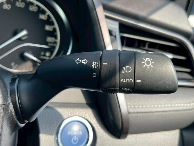 カムリ ＷＳレザーパッケージ　禁煙車　９フルセグナビ　前後ドラレコ　ＥＴＣ２．０　障害物センサー　バックカメラ　スマートキー　ハーフレザーシート　電動シート　デジタルルームミラー　パドルシフト　ＬＥＤヘッドランプ（16枚目）
