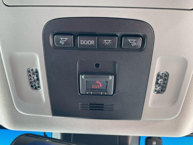 カムリ ＷＳレザーパッケージ　禁煙車　９フルセグナビ　前後ドラレコ　ＥＴＣ２．０　障害物センサー　バックカメラ　スマートキー　ハーフレザーシート　電動シート　デジタルルームミラー　パドルシフト　ＬＥＤヘッドランプ（19枚目）