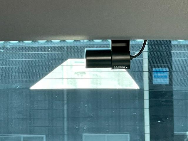 カムリ ＷＳレザーパッケージ　禁煙車　９フルセグナビ　前後ドラレコ　ＥＴＣ２．０　障害物センサー　バックカメラ　スマートキー　ハーフレザーシート　電動シート　デジタルルームミラー　パドルシフト　ＬＥＤヘッドランプ（76枚目）