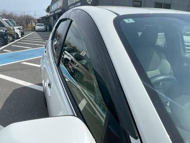 ヤリス ハイブリッドZ 禁煙車 純正16インチアルミホイール ETC ドライブレコーダー 電動格納ミラー 純正ディスプレイオーディオ LEDヘッドランプ スマートキー シートヒーター オートライト クルーズコントロール(57枚目)