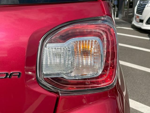 パッソ モーダ　Ｇパッケージ　禁煙車　フルセグナビ　バックカメラ　ドラレコ　ＥＴＣ　ＴＶキット　スマートキー　ベンチシート　純正アルミホイール　ＬＥＤヘッドライト　フロントフォグランプ　電動格納ミラー　オートライト　盗難防止装置（38枚目）