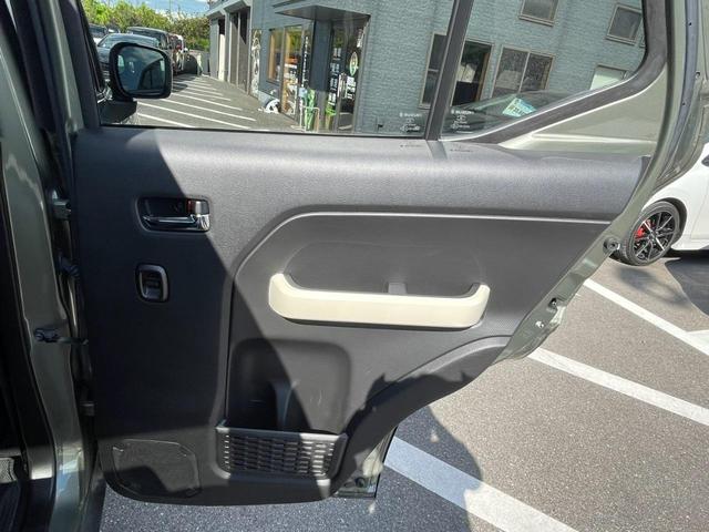 ハイブリッドＭＶ　禁煙車　純正ナビ　フルセグＴＶ　バックカメラ　ビルトインＥＴＣ　デュアルカメラブレーキサポート　障害物センサー　レーダークルーズコントロール　シートヒーター　パドルシフト　フルフラットシート（画像53）
