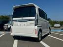 当社はグループ展示となり複数展示場がございます。尚、高額車輌は事前予約にて屋根付き別ガレージ展示場にてご覧いただけます。ご来店の際は、電話で展示場在庫確認をお願い致しております。