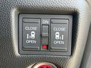 N-BOXカスタム G・Lターボホンダセンシング 禁煙車 両側電動スライドドア ETC フルセグナビ 障害物センサー レーダークルーズコントロール バックカメラ シートヒーター スマートキー 純正アルミ ベンチシート チップアップシート(7枚目)