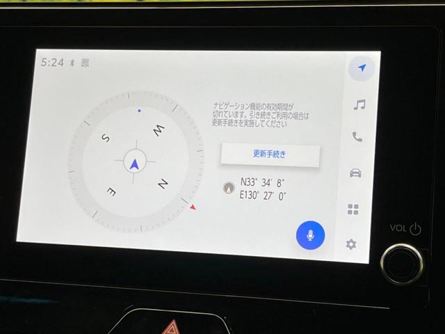 Ｓ　８型ディスプレイ　セーフティセンス　ＡｐｐｌｅＣａｒＰｌａｙ　フルセグＴＶ　登録済未使用車　スマートキー　レーダークルーズ　バックカメラ　ＬＥＤヘッド　純正１７アルミ　ＥＴＣ　オートハイビーム(35枚目)