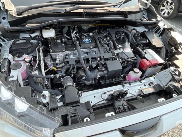 カローラクロス ハイブリッド　Ｚ　パノラマルーフ　９型ディスプレイオーディオ　全周囲カメラ　セーフティセンス　レーダークルーズ　禁煙車　ハンズフリーパワーバックドア　半革シート　パワーシート　ドラレコ　コーナーセンサー　ＬＥＤヘッド（18枚目）