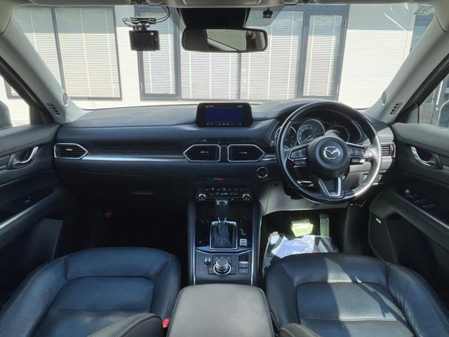 ＣＸ－５ ２５Ｔ　Ｌパッケージ　純正ＳＤナビ　全周囲カメラ　ＢＯＳＥサウンド　スマートシティブレーキ　レーダークルコン　禁煙車　電動リアゲート　本革シート　全席シートヒーター　ドラレコ　ＥＴＣ　コーナーセンサー　スマートキー（2枚目）