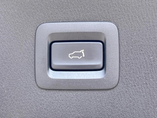 ＣＸ－５ ２５Ｔ　Ｌパッケージ　純正ＳＤナビ　全周囲カメラ　ＢＯＳＥサウンド　スマートシティブレーキ　レーダークルコン　禁煙車　電動リアゲート　本革シート　全席シートヒーター　ドラレコ　ＥＴＣ　コーナーセンサー　スマートキー（8枚目）