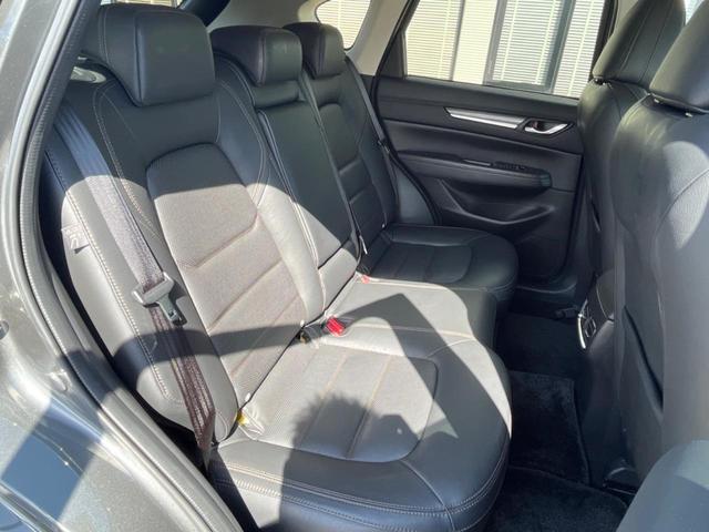 ＣＸ－５ ２５Ｔ　Ｌパッケージ　純正ＳＤナビ　全周囲カメラ　ＢＯＳＥサウンド　スマートシティブレーキ　レーダークルコン　禁煙車　電動リアゲート　本革シート　全席シートヒーター　ドラレコ　ＥＴＣ　コーナーセンサー　スマートキー（10枚目）