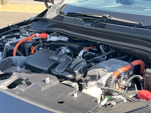 ヴェゼル ｅ：ＨＥＶ　Ｘ　ホンダコネクト９型ディスプレイ　バックカメラ　ホンダセンシング　レーダークルーズ　禁煙車　ドラレコ　コーナーセンサー　スマートキー　ＬＥＤヘッドライト　ＥＴＣ２．０　オートハイビーム　車線逸脱警報（18枚目）