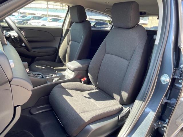 ヴェゼル ｅ：ＨＥＶ　Ｘ　ホンダコネクト９型ディスプレイ　バックカメラ　ホンダセンシング　レーダークルーズ　禁煙車　ドラレコ　コーナーセンサー　スマートキー　ＬＥＤヘッドライト　ＥＴＣ２．０　オートハイビーム　車線逸脱警報（52枚目）