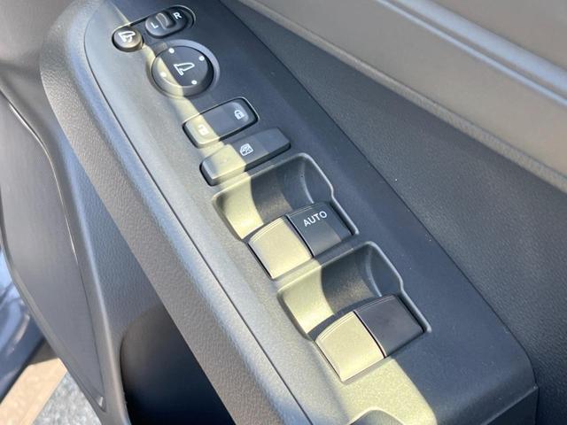 ヴェゼル ｅ：ＨＥＶ　Ｘ　ホンダコネクト９型ディスプレイ　バックカメラ　ホンダセンシング　レーダークルーズ　禁煙車　ドラレコ　コーナーセンサー　スマートキー　ＬＥＤヘッドライト　ＥＴＣ２．０　オートハイビーム　車線逸脱警報（63枚目）