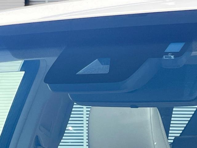 ランドクルーザープラド TX Lパッケージ マットブラックエディション 7人乗り サンルーフ 純正9型ディスプレイオーディオ 全周囲カメラ プリクラッシュセーフティ レーダークルーズ 禁煙車 革シート シートベンチレーション パワーシート コーナーセンサー レーンキープ(6枚目)