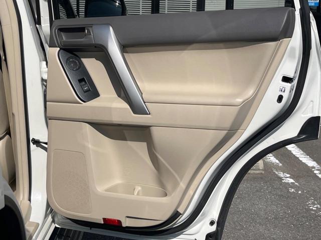 ランドクルーザープラド TX Lパッケージ マットブラックエディション 7人乗り サンルーフ 純正9型ディスプレイオーディオ 全周囲カメラ プリクラッシュセーフティ レーダークルーズ 禁煙車 革シート シートベンチレーション パワーシート コーナーセンサー レーンキープ(57枚目)