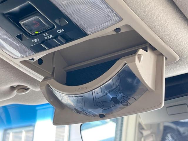 ランドクルーザープラド TX Lパッケージ マットブラックエディション 7人乗り サンルーフ 純正9型ディスプレイオーディオ 全周囲カメラ プリクラッシュセーフティ レーダークルーズ 禁煙車 革シート シートベンチレーション パワーシート コーナーセンサー レーンキープ(70枚目)