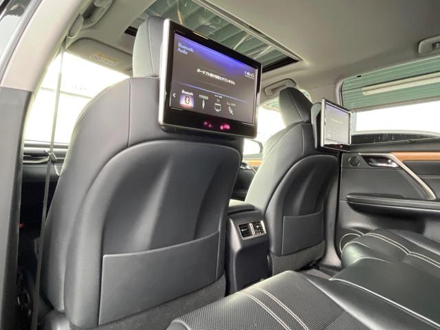 ＲＸ ＲＸ４５０ｈＬ　４ＷＤ　７人乗り　サンルーフ　純正１２．３型ＳＤナビ　全周囲カメラ　プリクラッシュセーフティ　レーダークルコン　禁煙車　電動リアゲート　本革シート　前席シートエアコン　ドラレコ　スマートキー（26枚目）