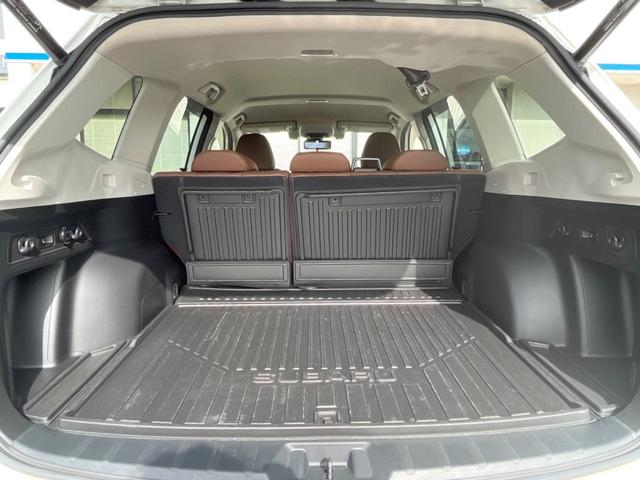 フォレスター アドバンス　純正８型ナビ　バックカメラ　アイサイトセイフティプラス　レーダークルーズ　禁煙車　パワーバックドア　革シート　全席シートヒーター　パワーシート　ドラレコ　コーナーセンサー　レーンキープ　スマートキー（11枚目）