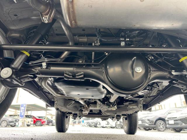 ジムニー XC 届出済み未使用車 セーフティーサポート 禁煙車 撥水加工ファブリックシート シートヒーター コーナーセンサー レーンキープ スマートキー LEDヘッド ステアリングヒーター オートマチックハイビーム(19枚目)