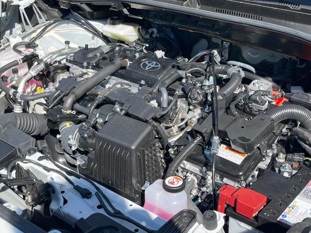 カローラクロス ハイブリッド　Ｇ　バックカメラ　ＬＥＤフロントフォグランプ　セーフティセンス　レーダークルーズ　禁煙車　ドラレコ　ＬＥＤヘッド　８インチディスプレイオーディオ　ＥＴＣ　コーナーセンサー　スマートキー　オートハイビーム（18枚目）