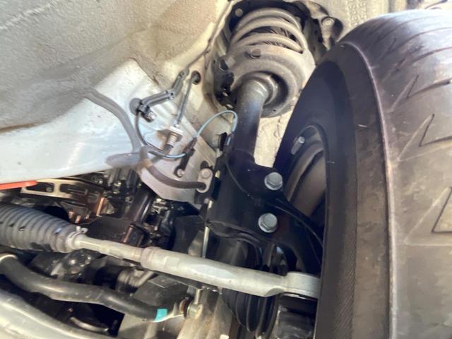 カローラクロス ハイブリッド　Ｇ　バックカメラ　ＬＥＤフロントフォグランプ　セーフティセンス　レーダークルーズ　禁煙車　ドラレコ　ＬＥＤヘッド　８インチディスプレイオーディオ　ＥＴＣ　コーナーセンサー　スマートキー　オートハイビーム（20枚目）