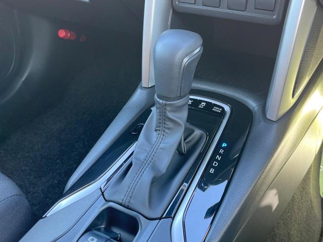 カローラクロス ハイブリッド　Ｇ　バックカメラ　ＬＥＤフロントフォグランプ　セーフティセンス　レーダークルーズ　禁煙車　ドラレコ　ＬＥＤヘッド　８インチディスプレイオーディオ　ＥＴＣ　コーナーセンサー　スマートキー　オートハイビーム（44枚目）