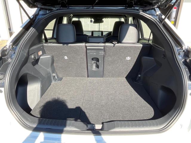 ヤリスクロス Z ナビ機能付き8型ディスプレイオーディオ 全周囲カメラ 2トーンカラー 衝突軽減 レーダークルーズ 禁煙車 ハーフレザーシート パワーシート ドラレコ LEDヘッド ETC ブラインドスポットモニター(11枚目)