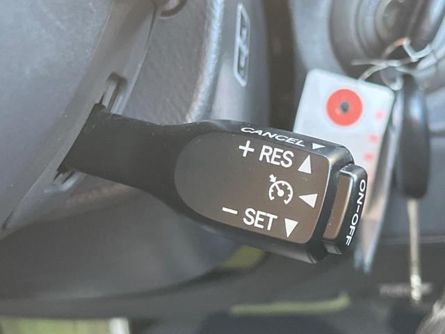 FJクルーザー ファイナルエディション 4WD 純正SDナビ バックカメラ リアデフロック 禁煙車 ETC クルーズコントロール 純正20インチアルミ Bluetooth接続 CD再生 フルセグ 革巻きステアリング フォグランプ(4枚目)