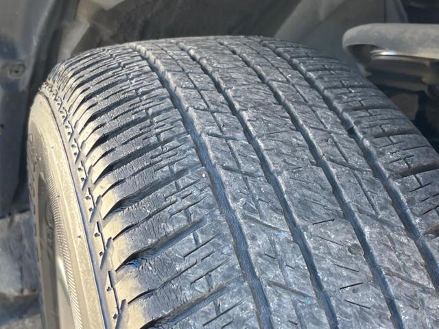 FJクルーザー ファイナルエディション 4WD 純正SDナビ バックカメラ リアデフロック 禁煙車 ETC クルーズコントロール 純正20インチアルミ Bluetooth接続 CD再生 フルセグ 革巻きステアリング フォグランプ(33枚目)