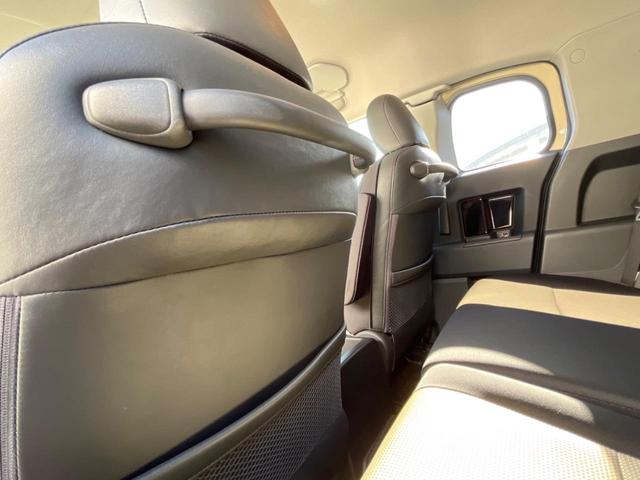 FJクルーザー ファイナルエディション 4WD 純正SDナビ バックカメラ リアデフロック 禁煙車 ETC クルーズコントロール 純正20インチアルミ Bluetooth接続 CD再生 フルセグ 革巻きステアリング フォグランプ(36枚目)