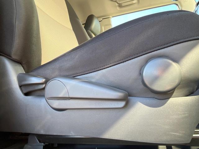 FJクルーザー ファイナルエディション 4WD 純正SDナビ バックカメラ リアデフロック 禁煙車 ETC クルーズコントロール 純正20インチアルミ Bluetooth接続 CD再生 フルセグ 革巻きステアリング フォグランプ(37枚目)