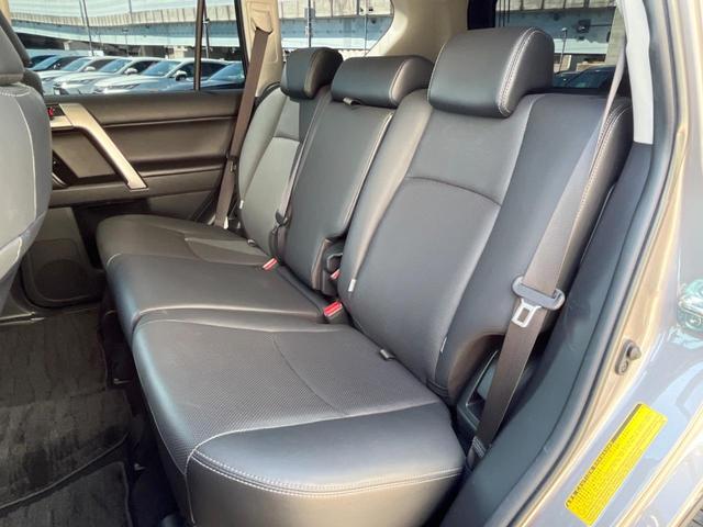 ランドクルーザープラド TX Lパッケージ マットブラックエディション サンルーフ 9インチSDナビ バックカメラ セーフティセンス レーダークルーズ 禁煙車 黒革シート シートエアコン・ヒーター ドラレコ LEDヘッドライト 純正18インチAW スマートキー ETC(44枚目)